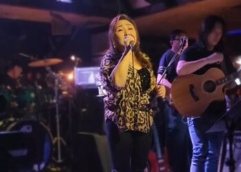 學霸歌手此生首次進夜店？ 鄭怡人生解鎖Pub演唱獻高雄