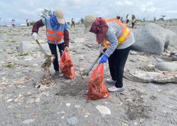 響應國家海洋日 臺東縣淨灘清出212公斤廢棄物