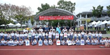 「慈中25大愛育才」活動 「手護洄瀾」千人響應環保