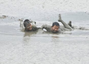 「大禹愛泥-田間泥巴戰」 玉里鎮暑假獨特開戰