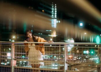 亞錦賽用力呼喊不怕沙啞？王芯羽「祭出神招」護航球員　球迷粉絲學起來！