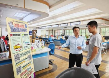 榮服處就業站協助退除役官兵撰寫履歷　提高就業媒合成功機會順利就職