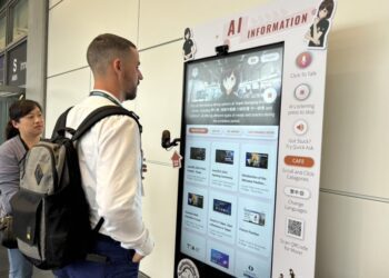 2024 Computex 夯 AI   現場導覽服務也有夠 AI！