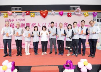 嘉義市表揚績優志願服務人員　186位志工服務時數逾1千小時