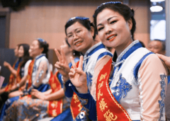 桃市表揚新住民傑出楷模及績優服務人員   蘇俊賓：桃園以新住民為榮