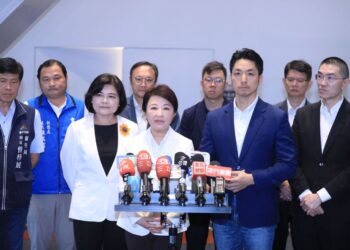 「中聯毒油風暴」炸出政壇奇蹟？陳學聖揭秘盧秀燕「上善若水」的隱形整合力