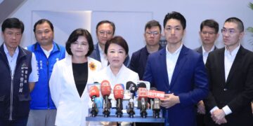 「中聯毒油風暴」炸出政壇奇蹟?陳學聖揭秘盧秀燕「上善若水」的隱形整合力