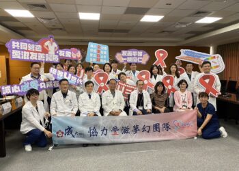 成大醫院照顧第一位愛滋病毒感染者至今36年早成為愛滋友善醫院