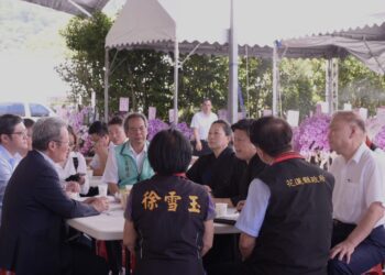 徐榛蔚、傅崐萁為地方請命 建請中央興建海博館與花蓮港跨港大橋