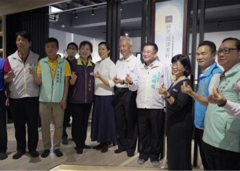 和德文教基金百年國小捐書軒　學童將食農教育成果回捐基金會投入公益