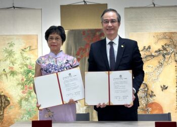 嶺東科大用藝術聯展喜迎六十周年　邀傑出女性畫家展現女力之美