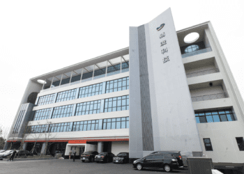 智慧工廠落地大溪 張善政鎮長期許精浚科技持續引領產業創新