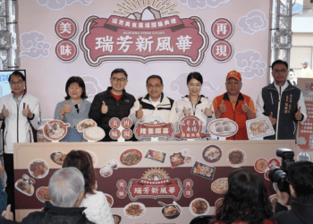 新北瑞芳美食廣場翻新完工 侯友宜現身開幕 春節期間還有8,888元大紅包等你拿