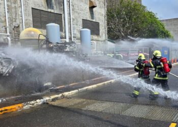 屏東核三廠切割廢鐵引發火警　核安會：機組運作安全「無放射性外釋」