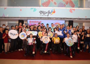 雲林縣政府率先發行聽障者行車安全貼紙　提升友善無礙環境