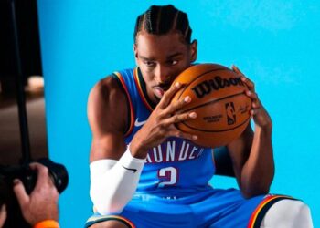 影/《NBA季後賽》球星莫蘭特重摔傷退 灰熊丟掉29分領先 慘遭雷霆逆轉聽牌