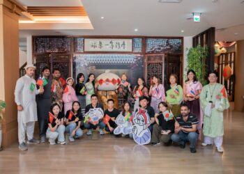 以臺灣茶文化與世界交朋友 8國碩博士松柏嶺茶文化走讀