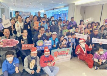 影音／秀愛傳情點亮耶誕心願 邀請知名球星齊聚陪伴弱勢暖過佳節