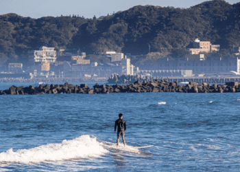 享受水上樂趣不冒險 新北市呼籲選擇安全海灘 保障玩水安心