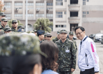 國軍官兵春節不打烊 張善政親自致贈加菜金感謝辛勞