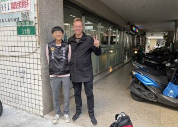 熱心警語言國籍零障礙　展現專業與熱忱助外國人求職