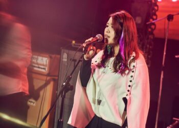 上班族擺脫社畜形象化身搖滾樂手　「野玫会社」創造全民玩團的無限可能