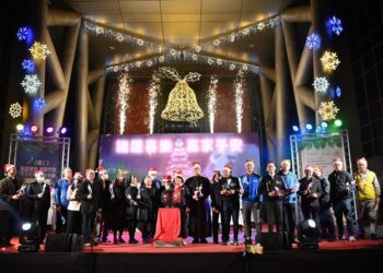 聖誕喜樂音符飄揚　嘉市平安夜踩街暖心啟動