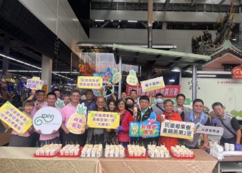 嘉義縣民雄金鑽鳳梨甜度高　台北市場推廣活動受歡迎