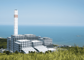 新北焚化廠不打烊 春節期間堅守垃圾處理任務 保障市民生活品質