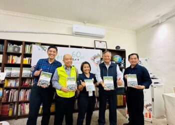 水保署《青村永駐60問-你的理想人生》贈書　分享返鄉青年甘苦及解決良方