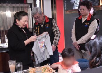 「蛇采飛揚」歡喜慶新年 徐榛蔚陪伴受監護兒少圍爐