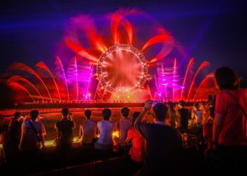 為臺灣爭光!北觀處「2023野柳石光 夜訪女王」活動照片勇奪2023歐洲攝影獎8項金獎