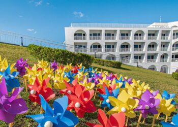 2000支繽紛風車轉起來 《2023風風節 TAMSUI WIND FESTIVAL》12月2日起滬尾藝文休閒園區登場