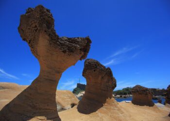 情人節到皇冠海岸觀光圈拍照放閃 上傳臉書好禮送給你