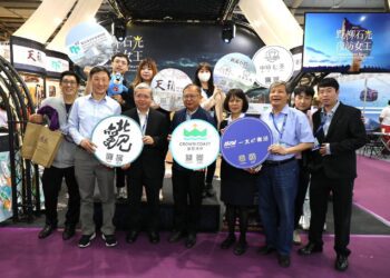 皇冠海岸觀光圈首次前進台中旅展 北觀處打造野柳女王微型燈光秀