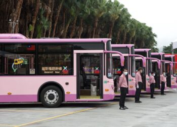 公共運輸的穩定力量 熟齡司機用經驗守護城市的每一段路