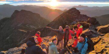 疫後觀光新局:從《遠見》報導看宏祥旅行社的「入境」啟發