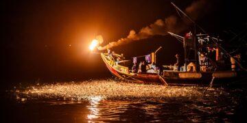 火光入海、魚群狂躍 金山蹦火仔即將於5月開跑！ 全球唯一蹦火漁法限時登場 親眼見證海上奇景