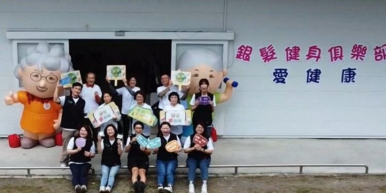 高雄市立聯合醫院銀髮健身俱樂部獲評全市第一 推動長者肌力訓練成效顯著