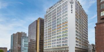 台北凱撒「藝起寵愛爸爸月」全館優惠開跑 帶爸爸玩台北 憑票根住房3,588元起 加碼送交通券、禮物卡 到Checkers餐廳名字有「凱」或「撒」全桌8折 王朝合菜每人627元起
