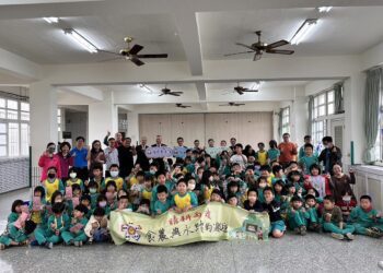 彰縣食農教育嘉年華　福德國小生擺攤所得供走讀學習及捐公益