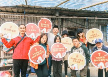 驚掉下巴　年初四他們為了孩子竟然做了這件事？！