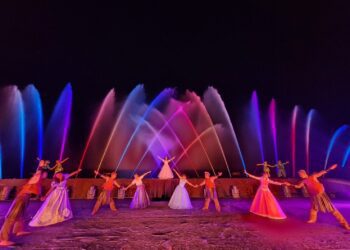 2024花蓮紅面鴨FUN暑假 水上劇場8/1「女王的異想國度」首登場