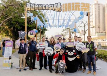 「高雄潮玩祭」首日吸引萬人朝聖　愛河鰲燈燈光秀與潮流盛宴只剩一天不要錯過