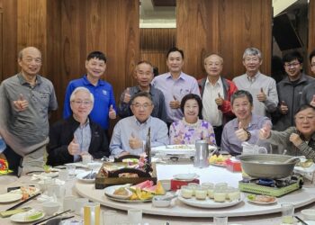 恒耀工業董事長吳榮彬邀請產官學專家談「人工智慧在產業的應用」