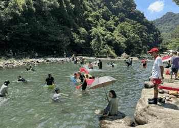 暑期玩水注意!新北市府呼籲慎選水域　嚴禁危險地帶確保生命安全