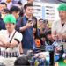 萬聖節大玩cosplay! 蔣萬安扮「索隆」一頭綠髮現身天母