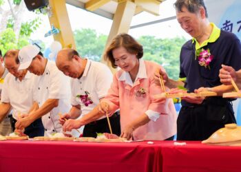 「南方澳鮪娓道來」 蘇澳區漁會台北設攤推廣食魚文化