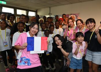 童玩節法國團隊製作家鄉菜　美食文化交流