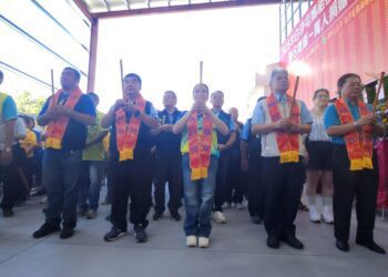 白沙屯媽祖現身宜蘭吸引爆滿人潮　青操食品觀光工廠正式開幕搶得好彩頭